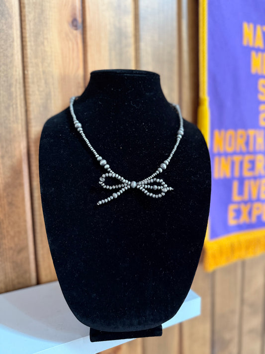 19” Navajo Pearl Bow Necklace