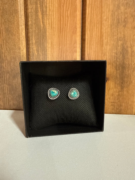 7mm Irregular Gemstone Stud Earrings