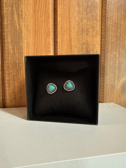 7mm Irregular Turquoise Stud Earrings