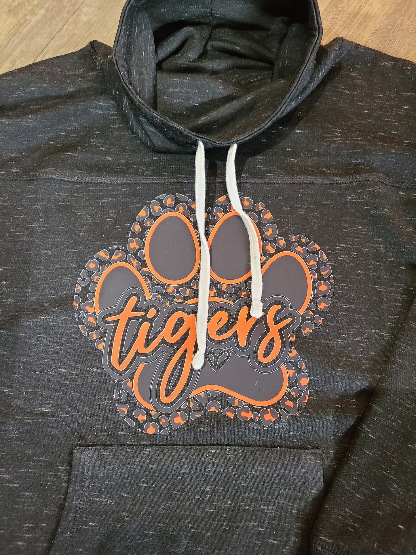 Tigers Cheetah Paw Crowl Sweatshirt